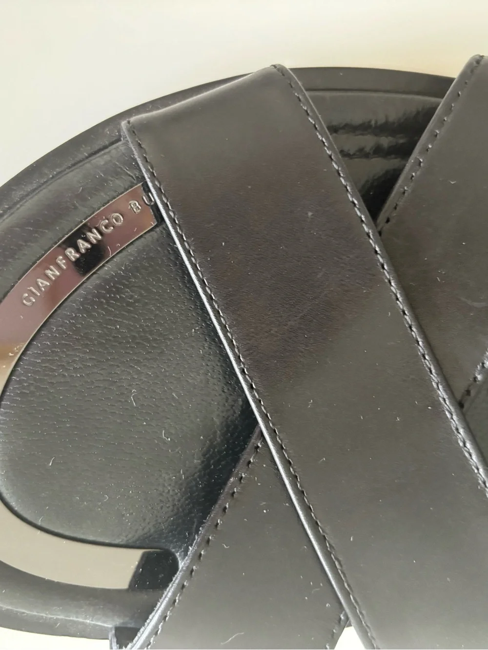 Men's Black Leather Cross-Strap Slide Sandals Gianfranco Butteri